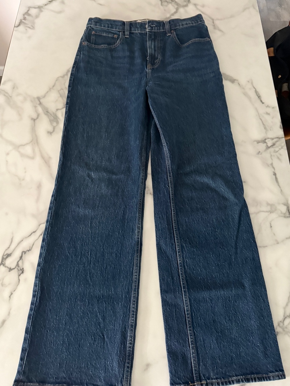 Abercrombie & Fitch Dark Blue high rise 90s relaxed jean